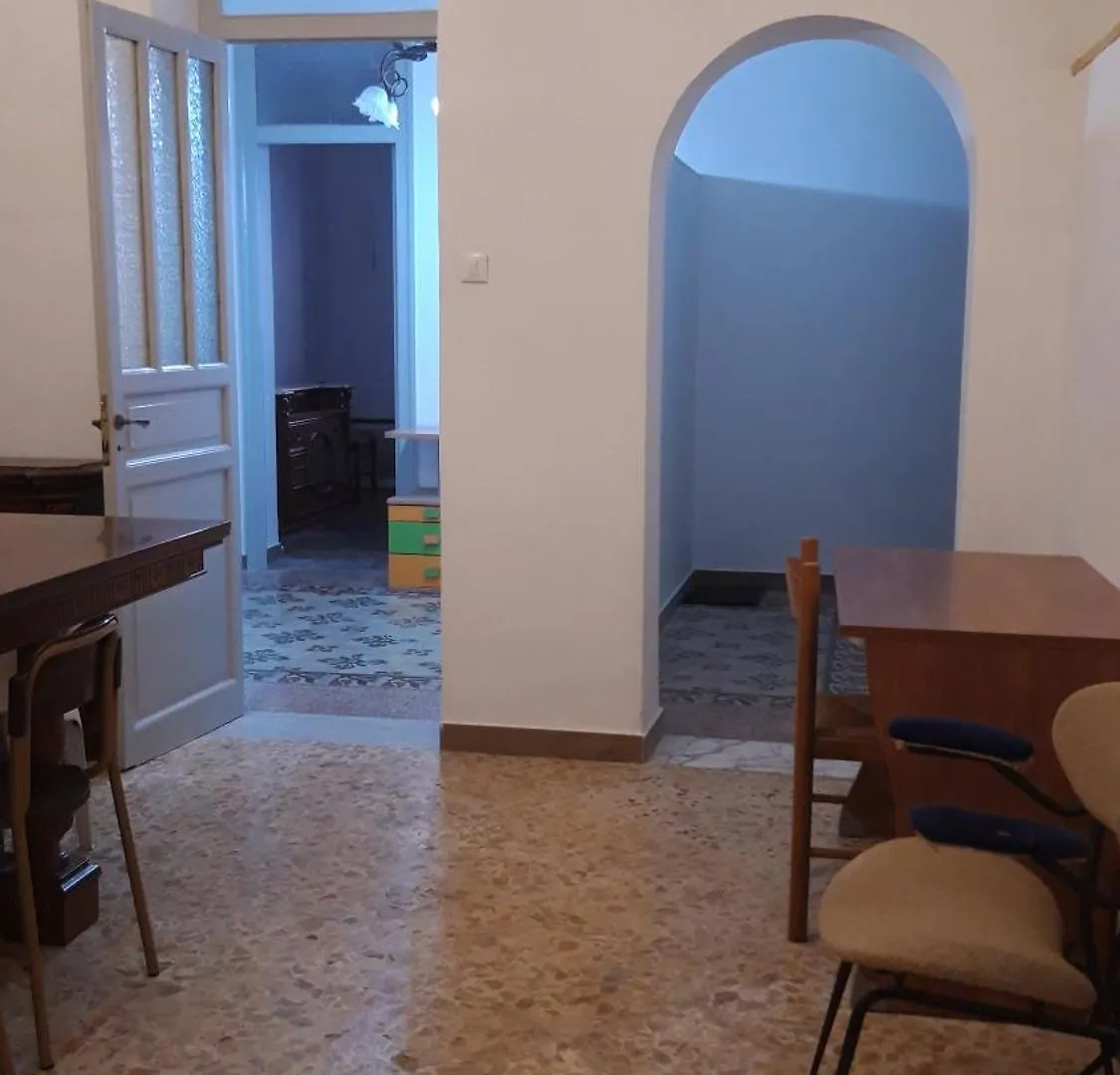 Casa Mortillaro Palermo 0*,